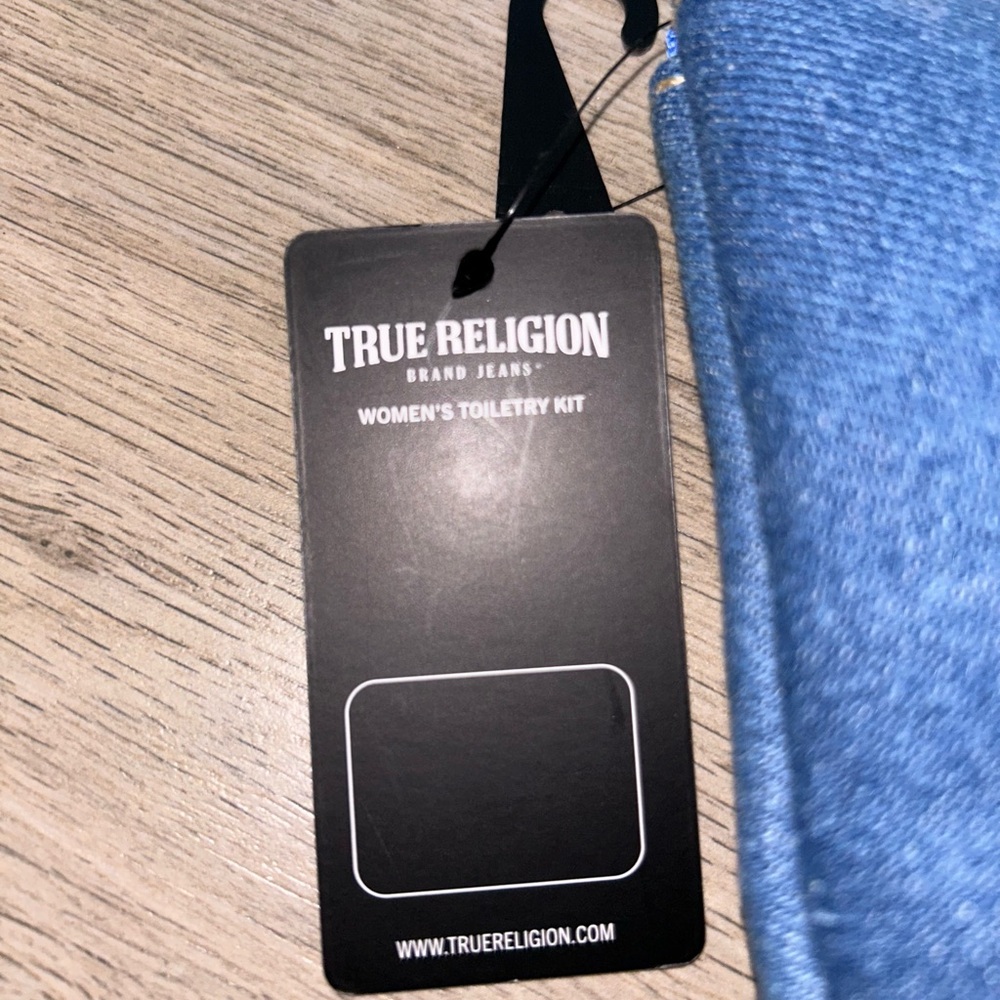 True Religion Denim Bag, Makeup or Toiletry NEW - Picture 10 of 10